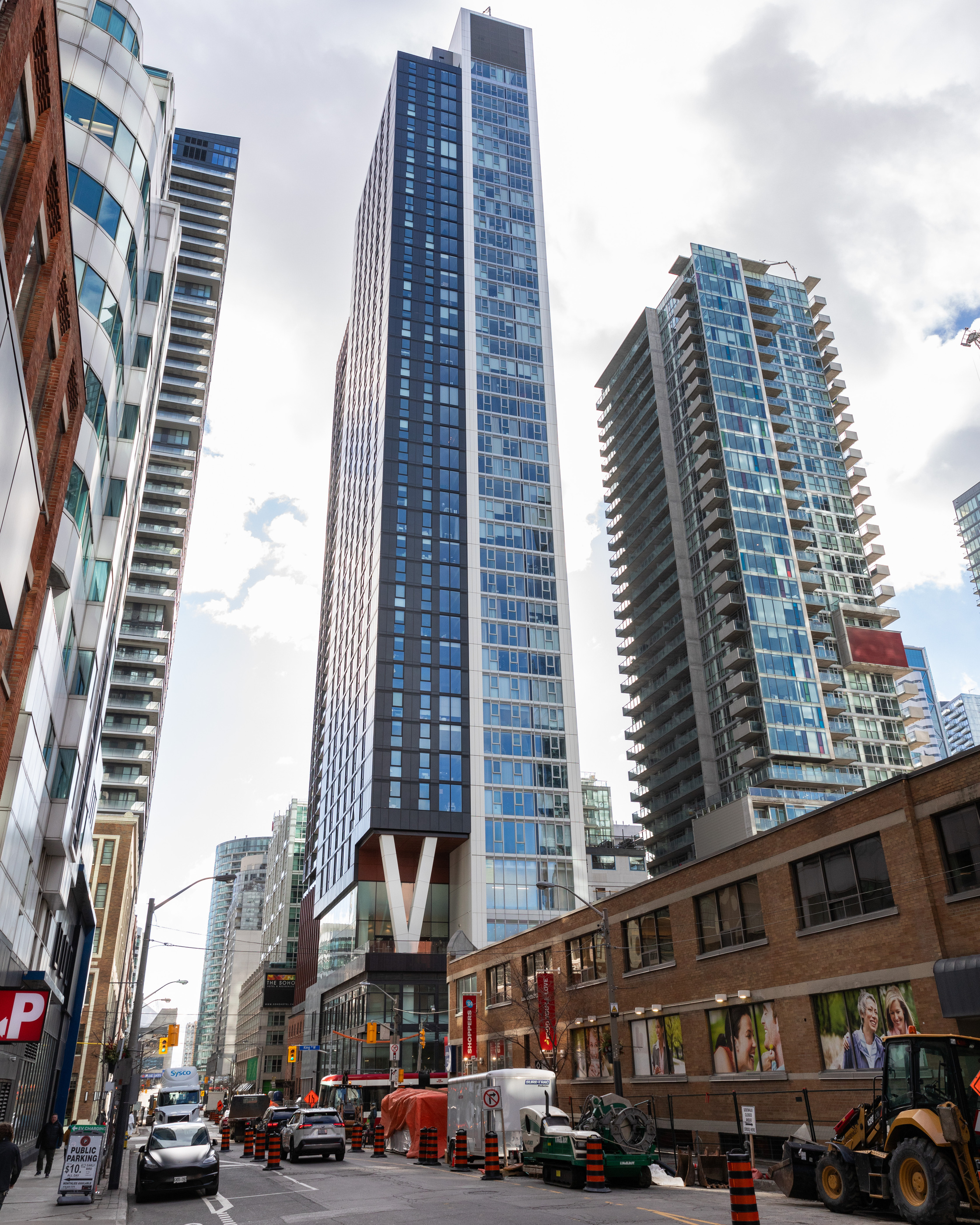 357-king-west-gallery-image-1.jpg